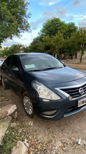 Nissan Versa 1.6 Sense