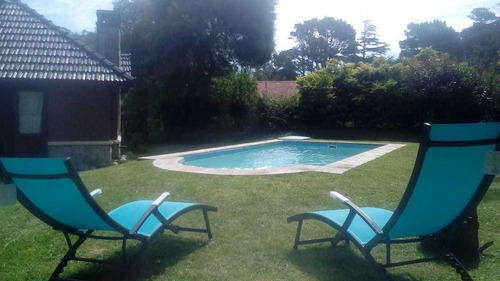 Imagen 3 de 14 de Alquilo Chalet 1er Nivel - Pinamar (zona Golf) - A/a Piscina