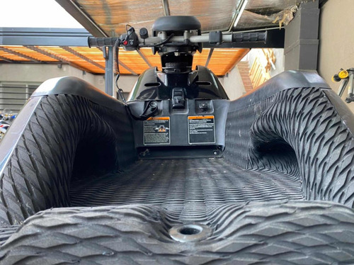 Yamaha Superjet 701 Jet Ski