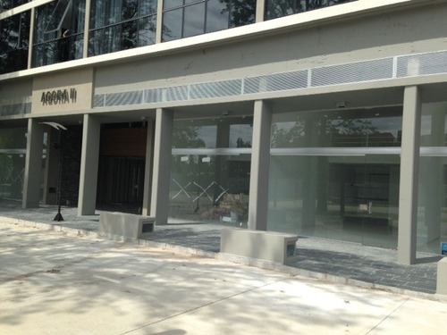 Venta Local Edificio Agora Ii -pilar