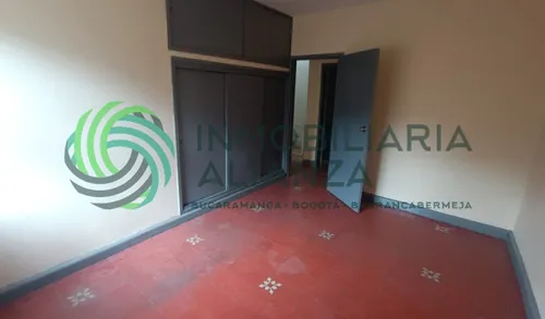 Casa En Arriendo En Alarcón. Cod A17039
