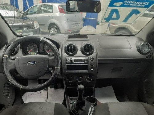 Ford Fiesta 1.0 Mpi 8v 2014