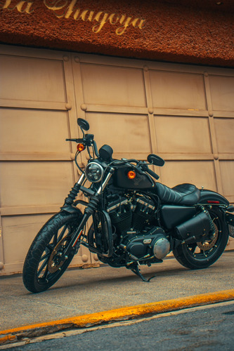 Harley Davidson Sportster Iron 883 2016 