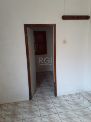 Casa Em Belém Novo Com 2 Dormitórios - Lu430904