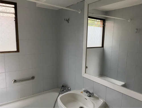 Departamento En Condominio Raúl Labbe