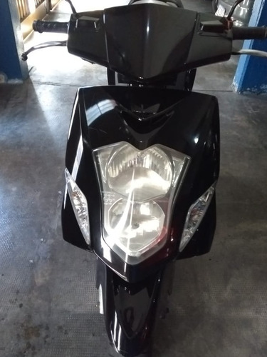Imagen 2 de 11 de Scooter Daelim S1 / 125 Cc. Made In Corea Rodada En 2014