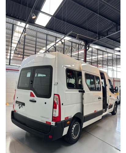Renault Master 2.3 Dci Diesel Minibus Executive 16l L3h2 3p