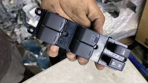 Control Maestro Switch Vidrios Eléctricos Frontier V6 05-19