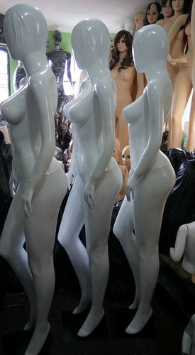 Imagen 2 de 7 de Maniquies De Fibra De Vidrio Modelo Europeo Cuerpo Completo