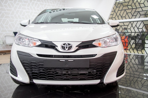 Toyota Yaris Hatch 1.5 Xl Plus Connect Cvt (flex)
