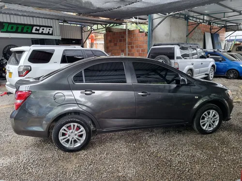 Chevrolet Sonic 1.6 Lt 4 p