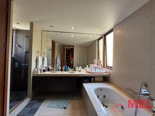 Casa En Arriendo De 5 Dorm. En Chicureo, Colina