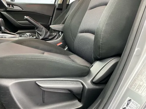 Mazda 3 2.0 Touring
