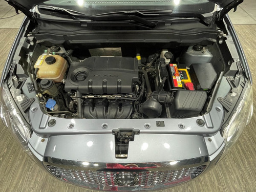 Imagen 10 de 12 de Ssangyong Korando 4x2 Full At 2013 Muy Buen Estado