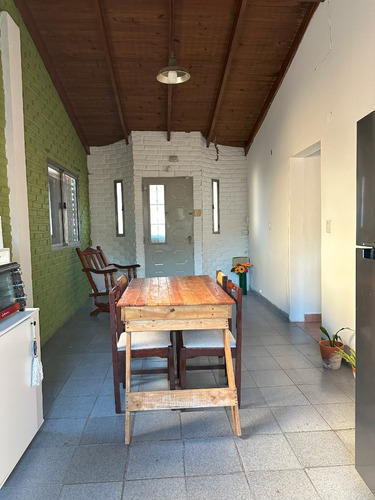 Casa En Virrey Del Pino A Pasos De Ruta 3