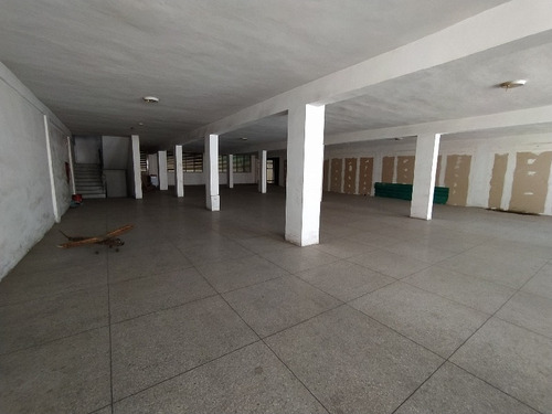 Imagen 9 de 17 de Edificio Comercial La Candelaria Fog-101 Marisol Castro 0424-4923040