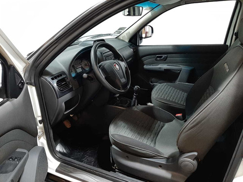 Fiat Strada Adventure Pick-up C Doble 1.6 2013