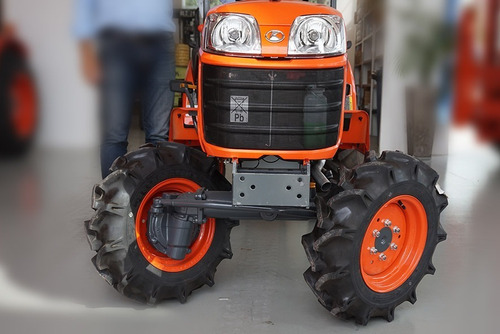 Imagen 5 de 6 de Tractor Kubota B2320 Farm