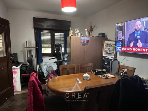 Venta Casa Propiedad Horizontal 1 Dormitorio Ideal Inversión De Renta, Excelente Ubicación A Metros De Avenidas