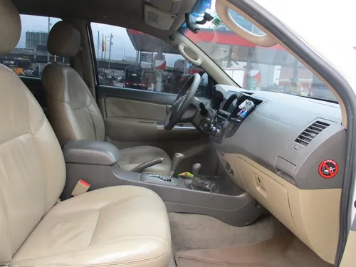 Toyota Fortuner Sr5 4x4 2700cc At Aa