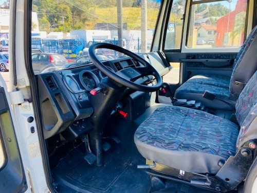 Imagem 7 de 10 de Ford Cargo F 2428