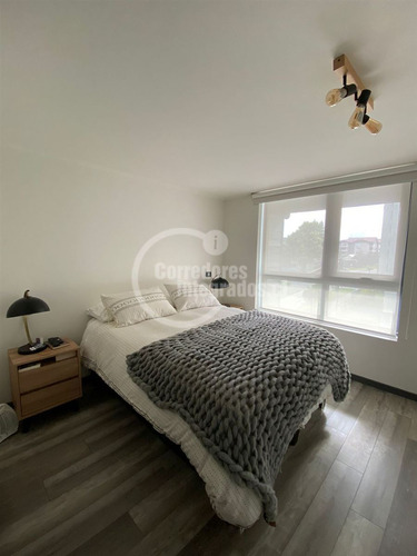 Departamento En Venta De 2 Dorm. En Puerto Varas