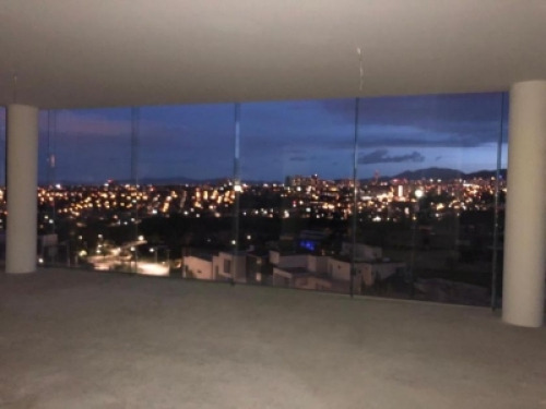 Departamento En Venta Bosque Real .