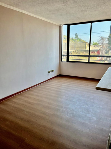 Recién Remodelado. 2d 1b. Metro Cerro Blanco