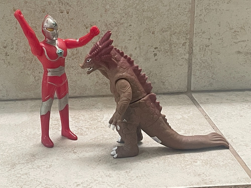 Figura Coleccionable Ultra Man Ultraman Bootleg (Usado)