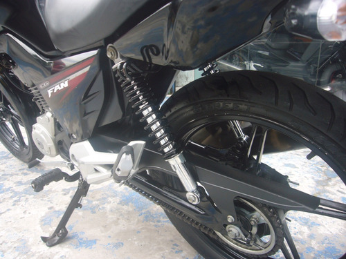 Imagem 2 de 10 de Honda Cg 160 Fan Esdi Flex Preta 2017 Troca Financia Cartão