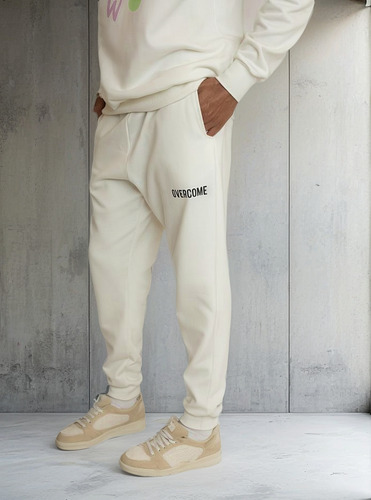 Calça Moletom Overcome Script Off White