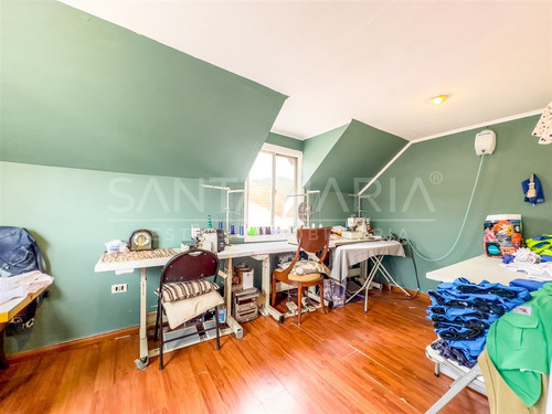 Casa En Venta De 3 Dorm. En Concepción