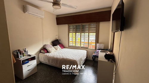 Casa + Local | Venta | Av. Sarmiento 900 | 3 Dorm