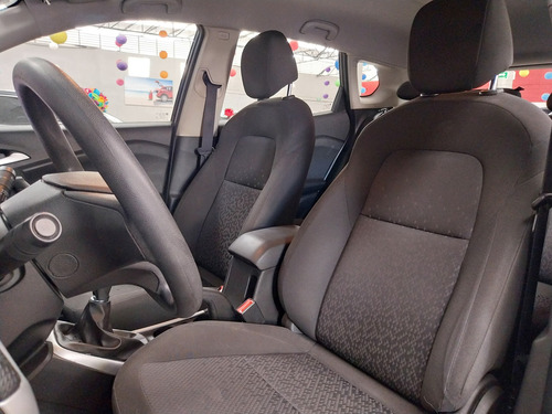 Chevrolet Tracker 1.2 Ls Turbo Mt