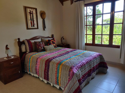 Casa En Venta - 3 Dormitorios 4 Baños 2 Cocheras - 332mts2 - Villa Gesell