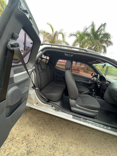Imagem 5 de 7 de Fiat Strada 1.4 Mpi Hard Working Cd 8v 2018