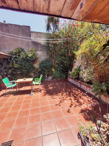 Casa En Venta En Lanús