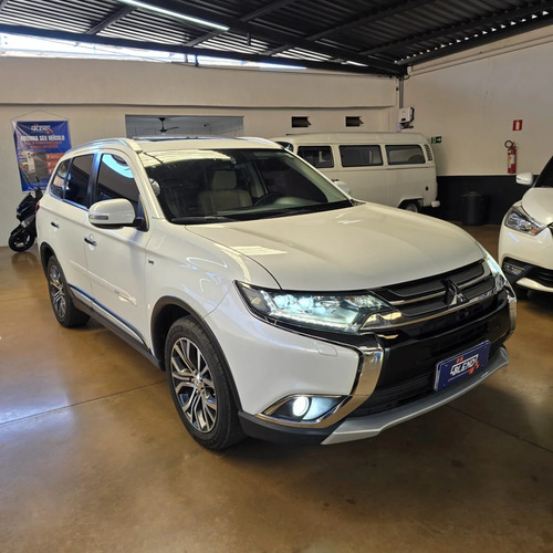 Mitsubishi Outlander 3.0 GT 4X4 V6 24V GASOLINA 4P AUTOMÁTICO