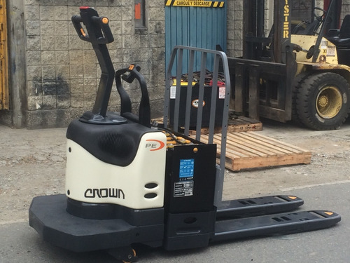 Imagen 2 de 14 de Porta Estibas Electrico Crown Pe4000/pe4500