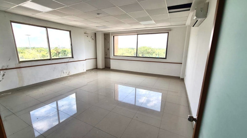 Imagen 23 de 30 de Renta Local Para Oficina Corporativo Terramar Playa Del Carm