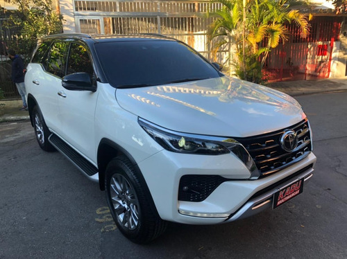 Imagem 1 de 9 de Toyota Sw4 2.8 Tdi Srx 7l Auto 4x4 4wd 2021/2021