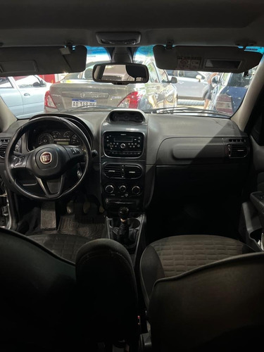 Imagen 11 de 16 de Fiat Palio Weekend Adventure Locker 1.5 16v 2016