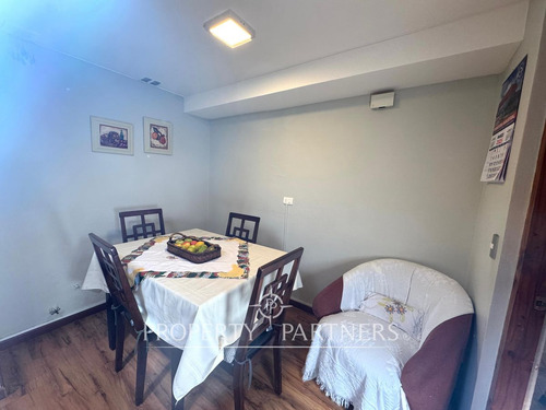 Cómoda Y Amplia Casa En Venta, Lomas De Mirasur.