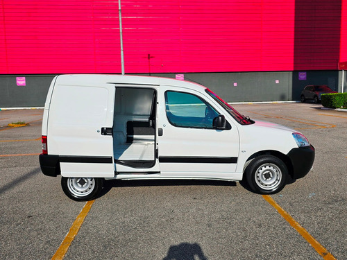 Peugeot Partner Furgon 1.6 800kg Flex 5p