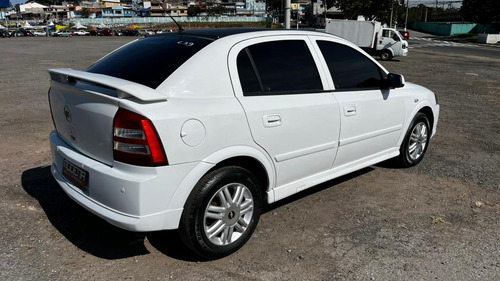 Chevrolet Astra Astra Hatch Advantage 2.0 (Flex)