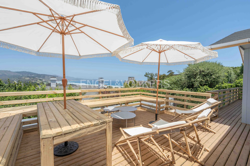 Venta Casa En Centro De Cachagua Con Vista A Mar