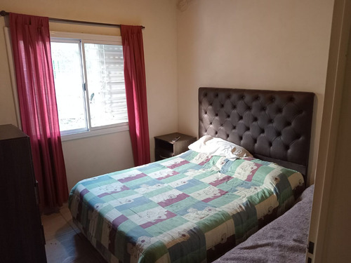 Casa En Venta. 2 Dorm. Villa Ciudad Parque