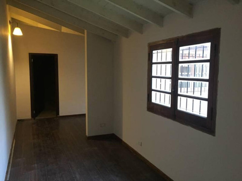 Imagen 13 de 21 de En Venta. Amplia Casa En Ph Con 3 Dormitorios Con 2 Locales.