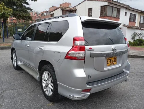 Toyota Prado Txl 4x4 Atm 7p Con Techo Y Cuero Nivel 2