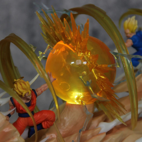 Figura Goku Vs Majin Vegeta Saga Buu Pelea Sayayin Diorama